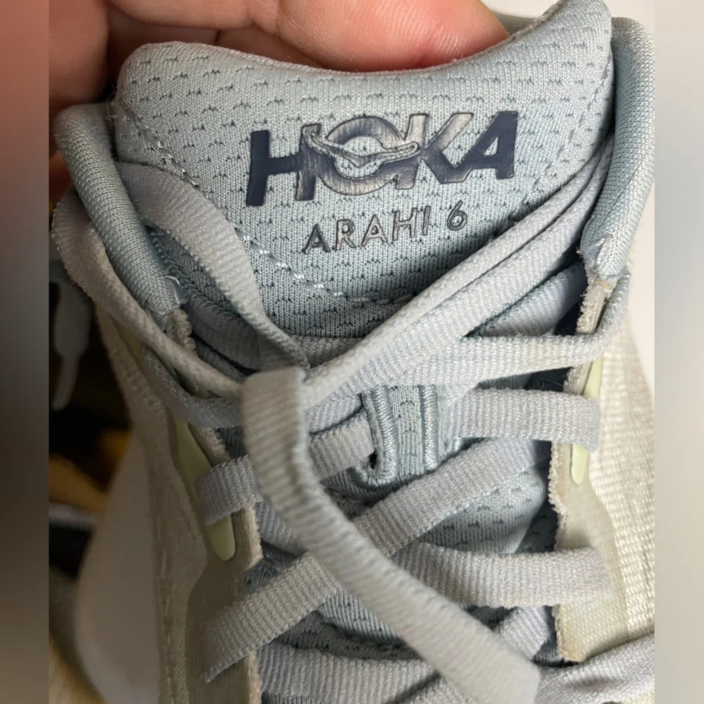 HOKA ARAHI 6 women’s 9.5 running shoes